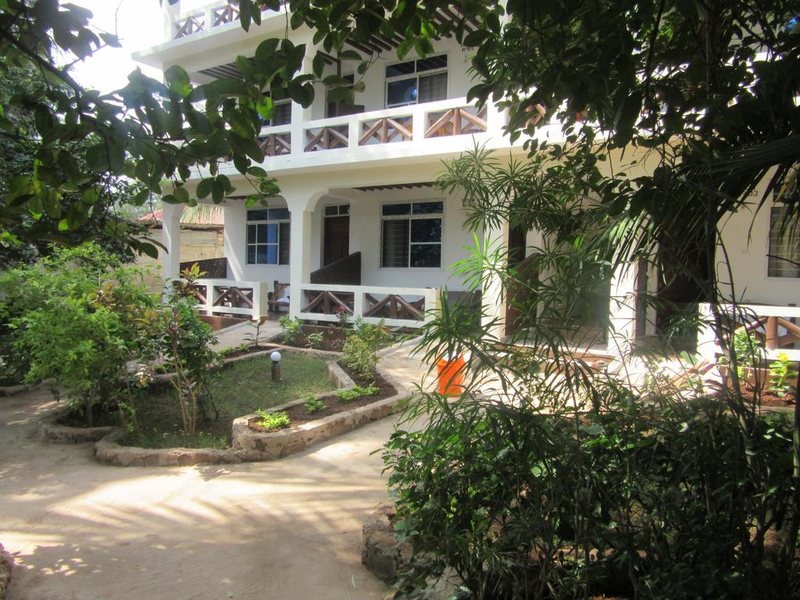 Baraka Beach Bungalows 230356