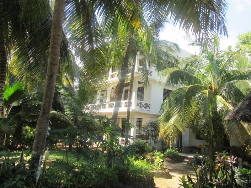 Baraka Beach Bungalows 230358
