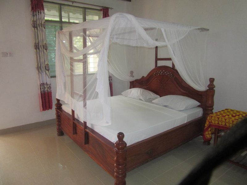 Baraka Beach Bungalows 230359