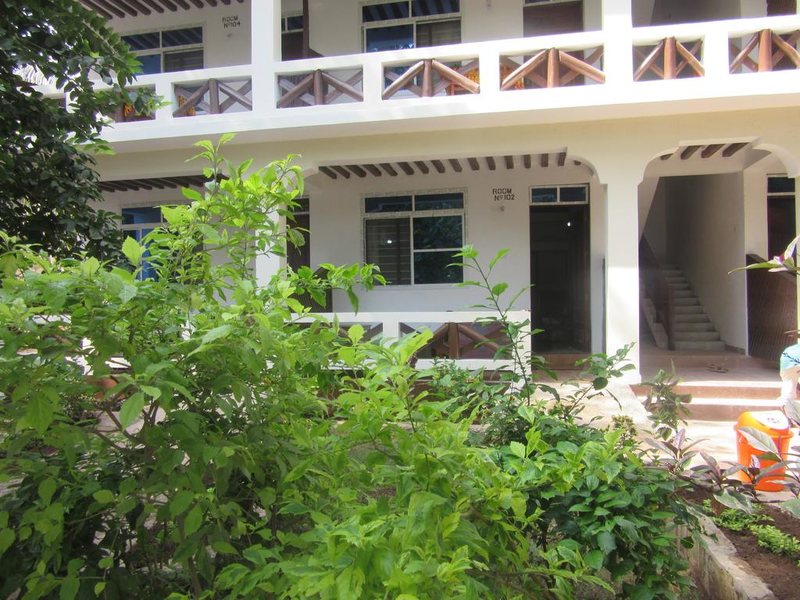 Baraka Beach Bungalows 230360