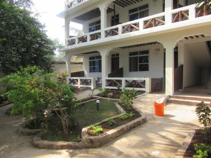 Baraka Beach Bungalows 230365