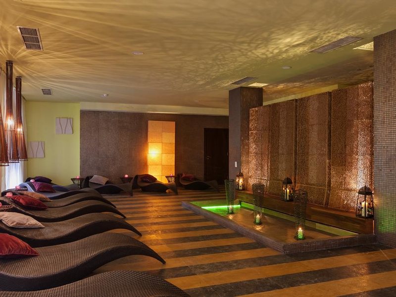 Barcelo Royal Beach  174298