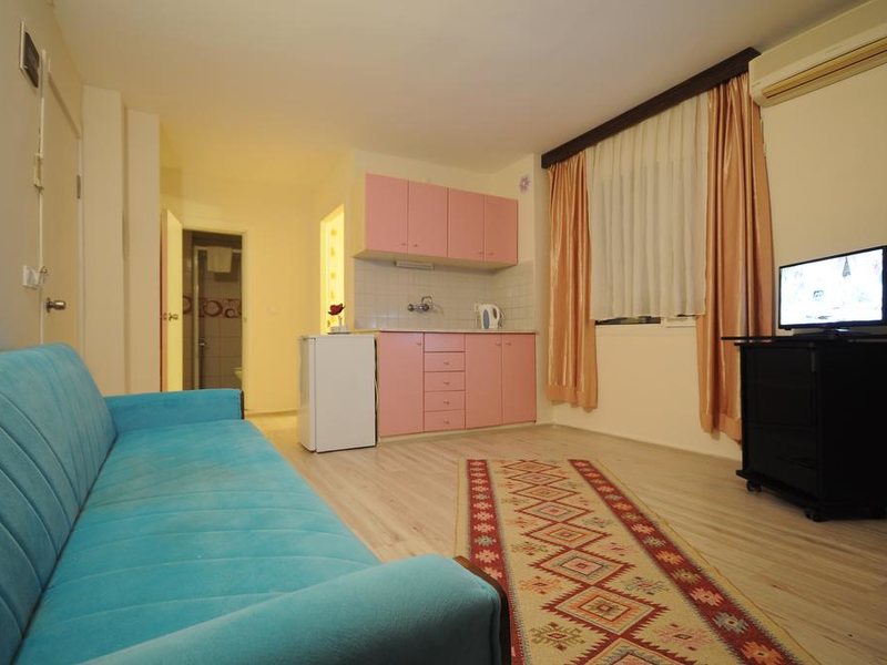 Baris Suite Hotel 303325