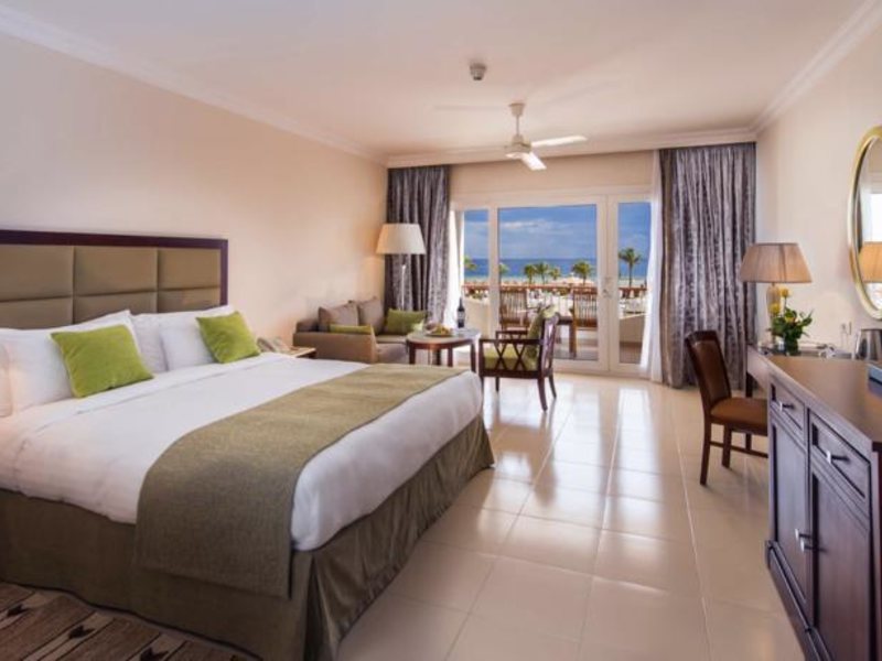 Baron Deluxe Resort 121948