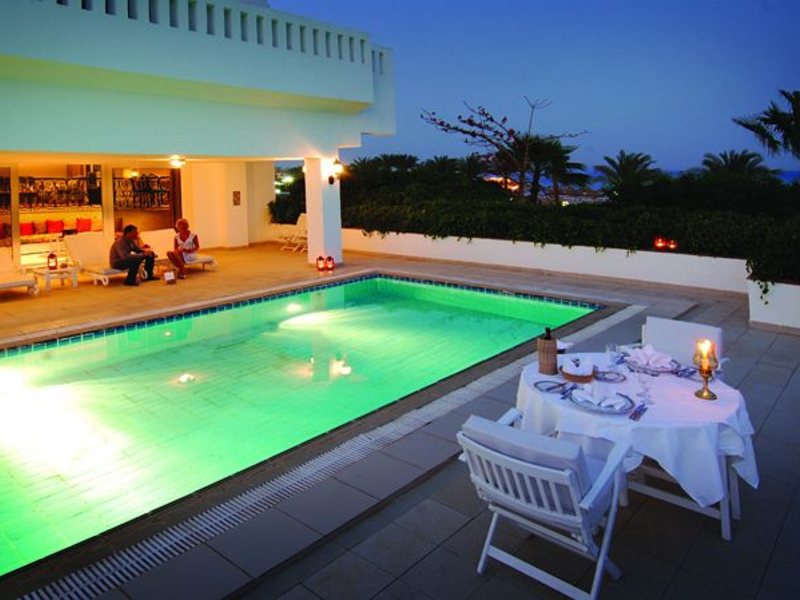 Baron Deluxe Resort 37437