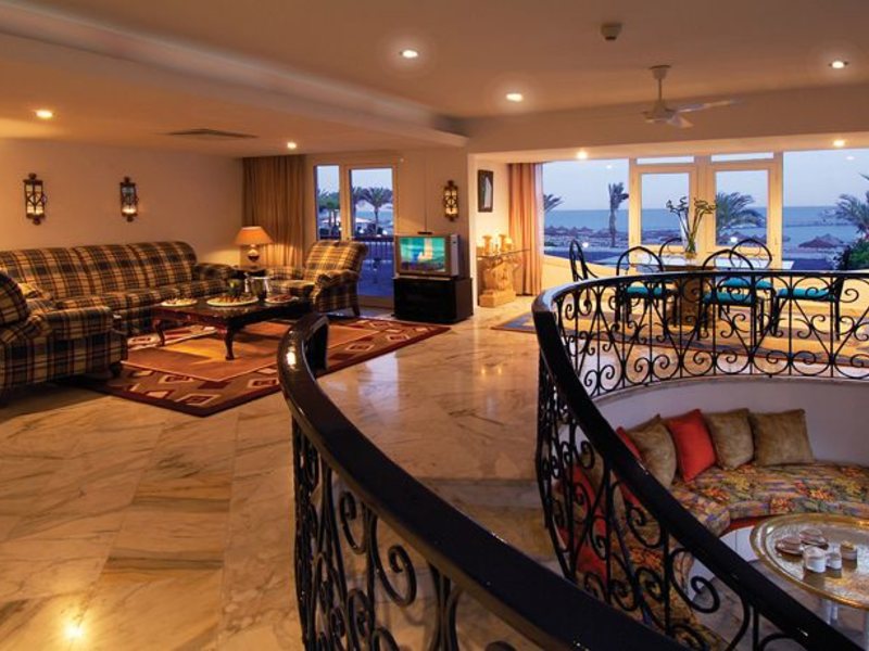 Baron Deluxe Resort 37450