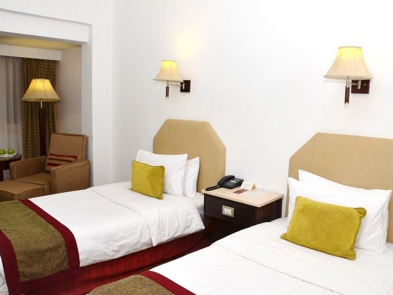 Baron Heliopolis 146480