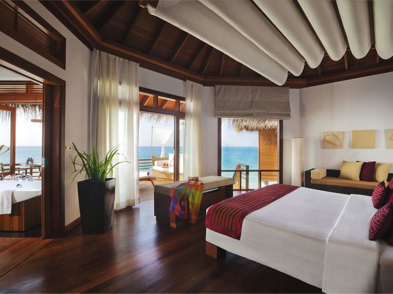 Baros Maldives 133900