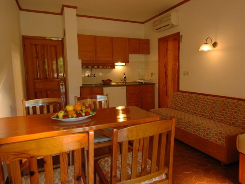 Barut Acanthus & Cennet 63142