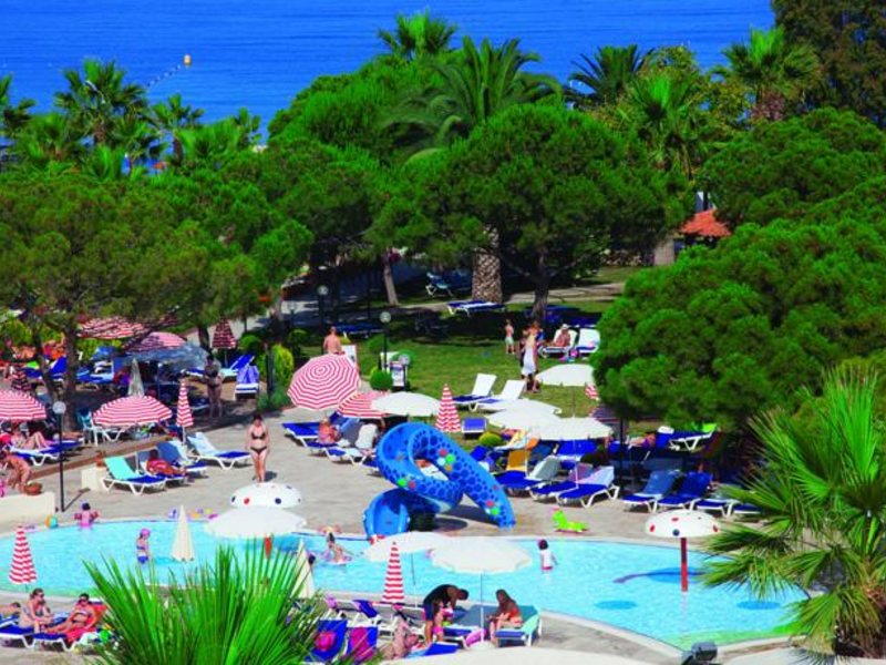 Batihan Beach Resort & Spa 77322