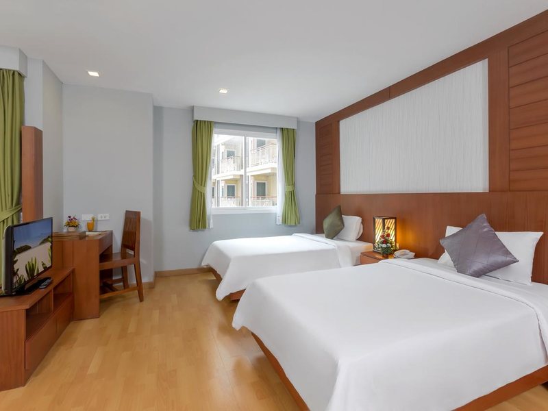 Baumann Residence 198075