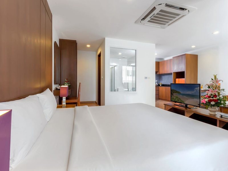 Baumann Residence 198086