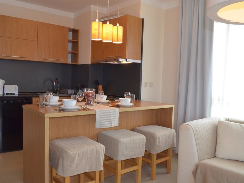 Bay Apartments  164033