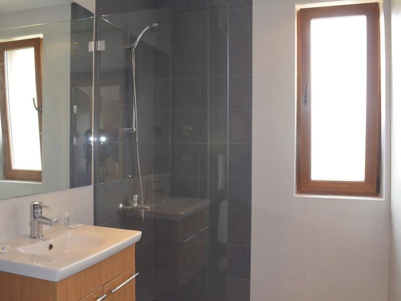 Bay Apartments  164034