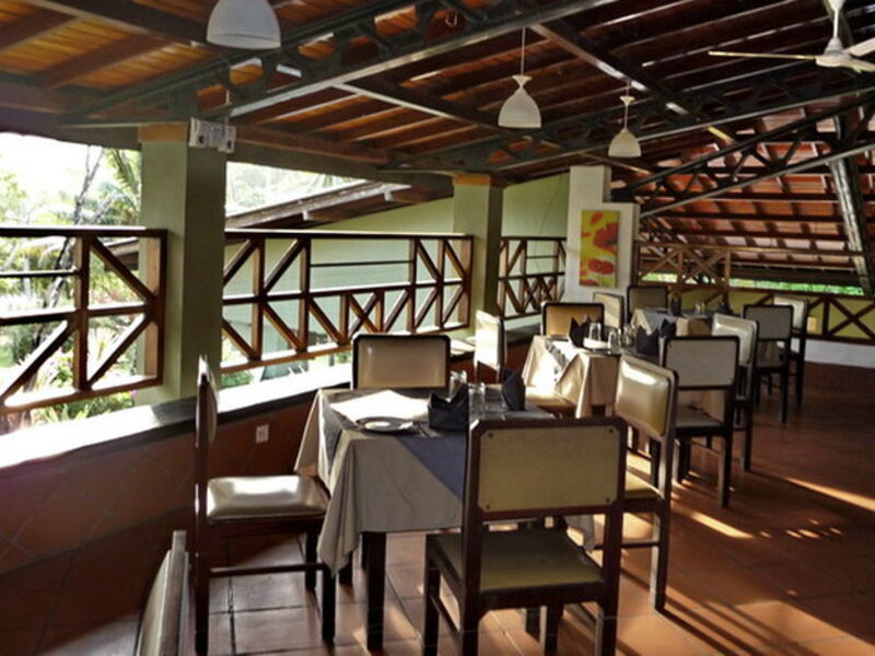 Bay Beach Hotel 106373