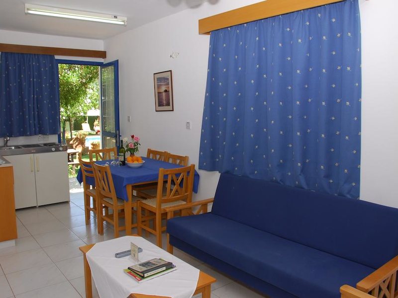 Bay View Apartments 286161