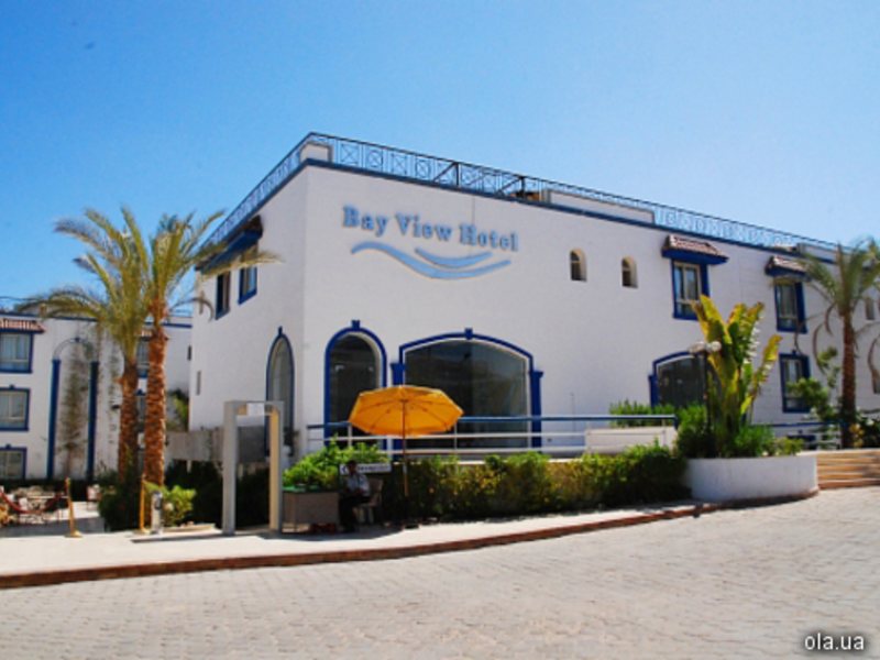 Bay View Hotel 7406