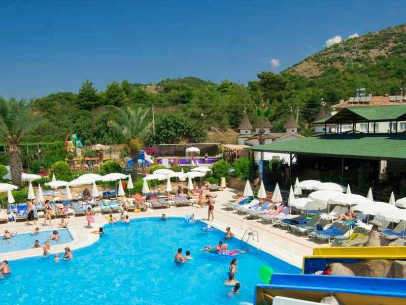 Beach Club Doganay 57012