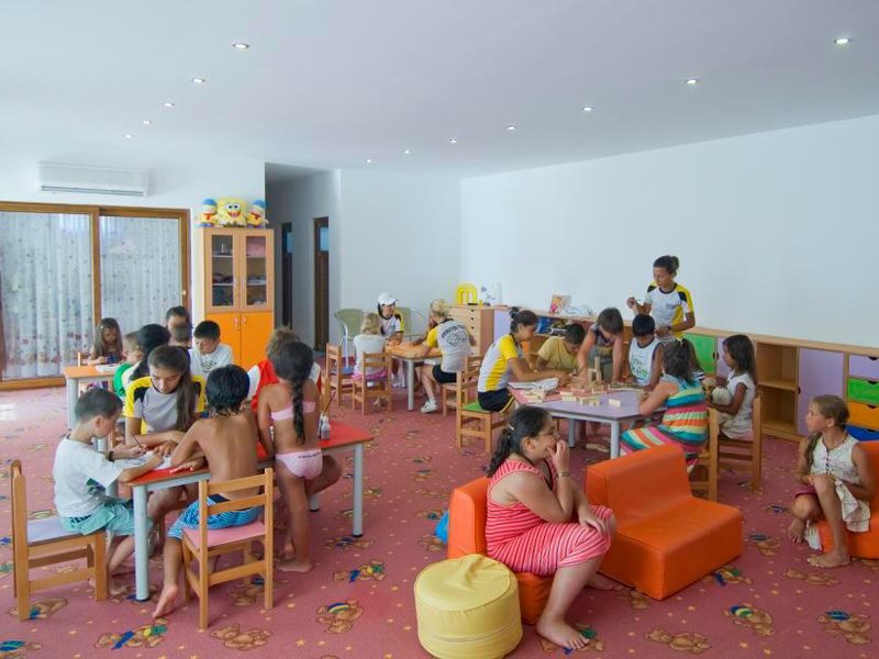 Beach Club Doganay 57018