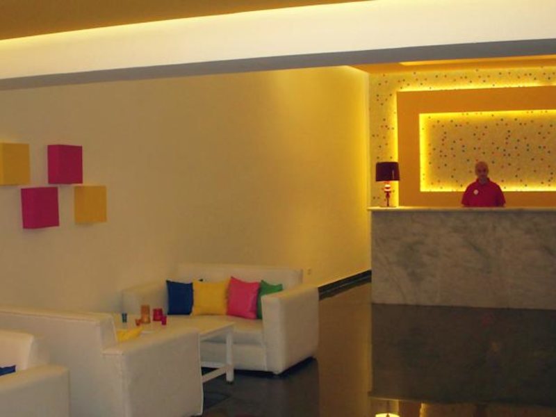 Beach Colour Smart Line Resort  146495