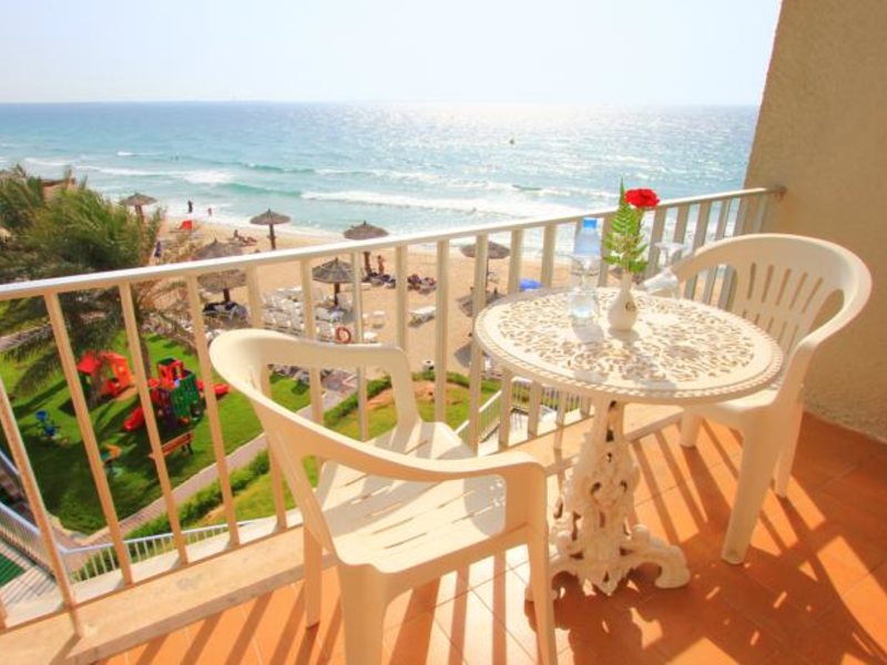Beach Hotel Sharjah 45507