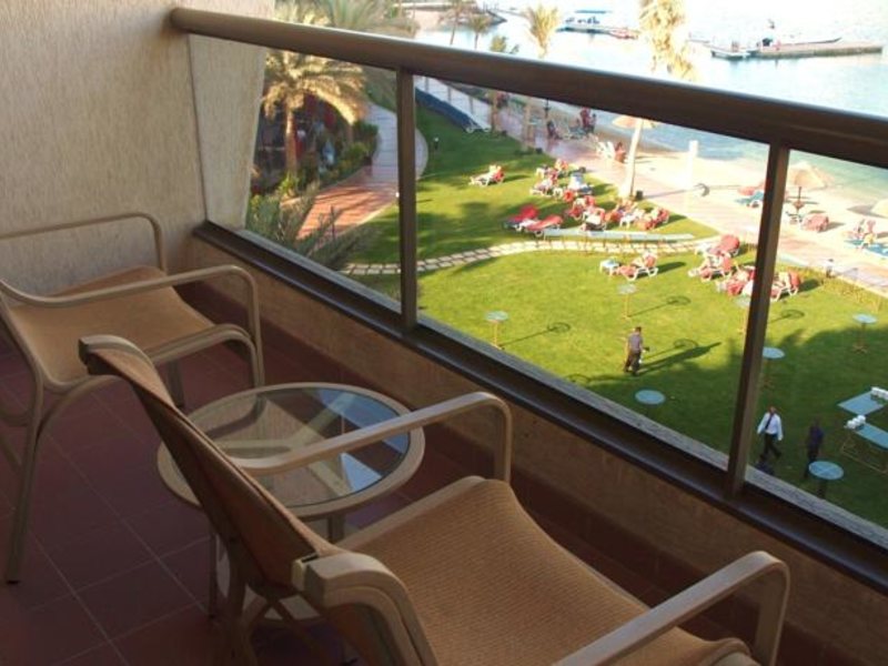 Beach Rotana Hotel  45547