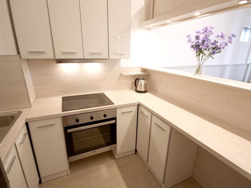 Beatrice Apartments 307558