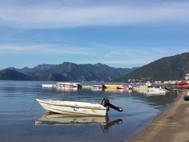 Begonville Beach Hotel  95330