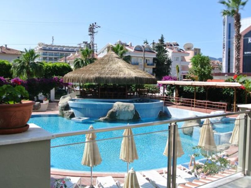 Begonville Hotel 95340