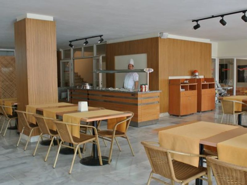 Begonville Hotel 95356