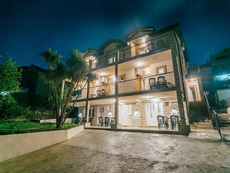 Belani Apartments 307627