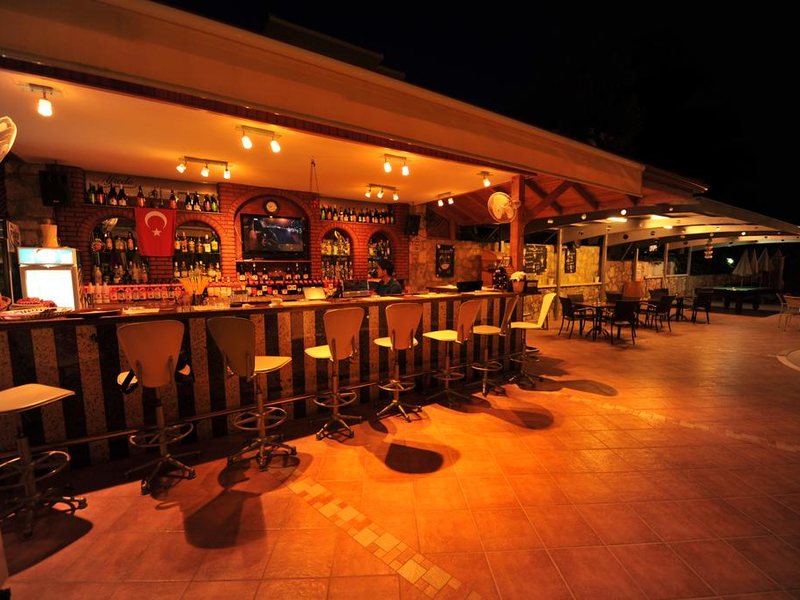 Belcehan Deluxe Hotel 188188