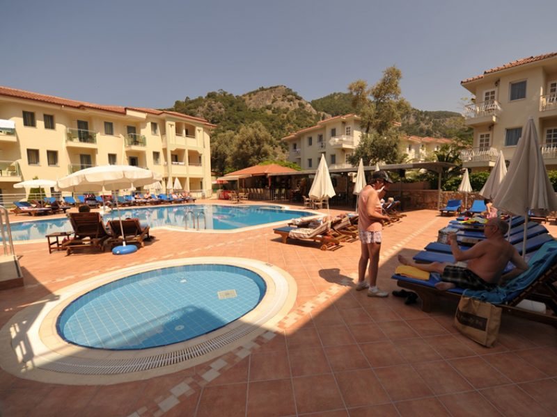 Belcehan Deluxe Hotel 188190