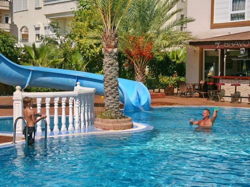 Bella Bravo Suite Hotel 278121