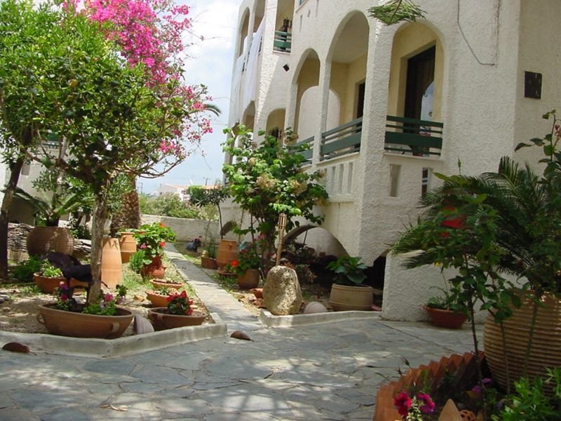 Bella Casita Family Apartments 100667