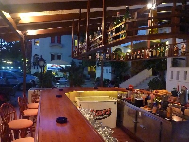 Bella Casita Family Apartments 100673