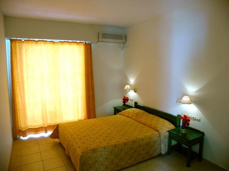 Bella Casita Family Apartments 100674