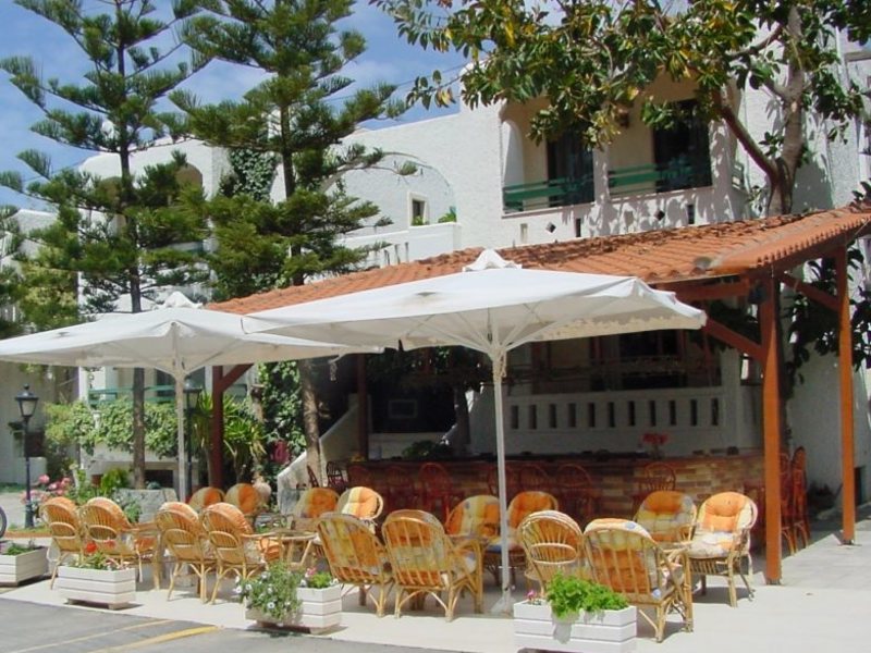 Bella Casita Family Apartments 100677