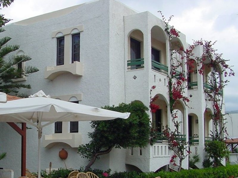 Bella Casita Family Apartments 100678