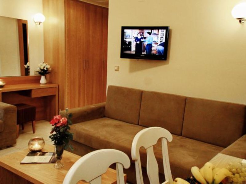 Bella Elena Apartments 76210