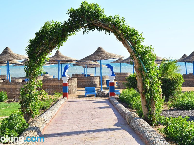 Bella Rosе Aqua Beach  Resort 274418