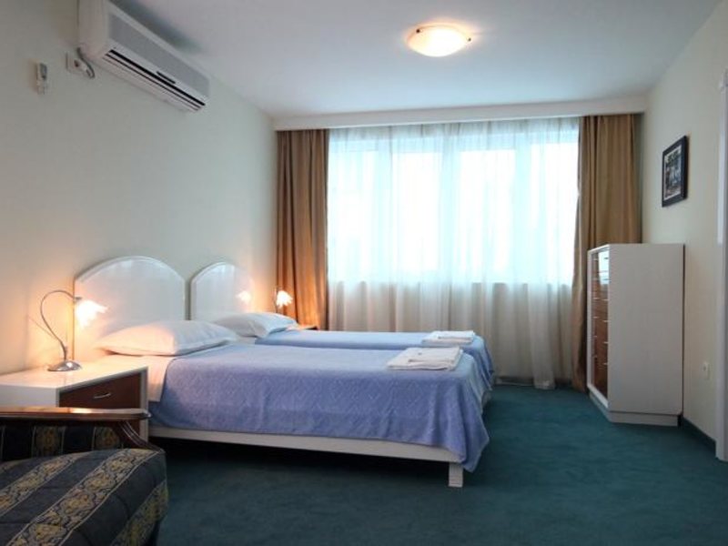 Bella Vista Hotel 67542