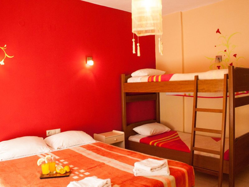 Bella Vista Hotel & Studios (ex 254929