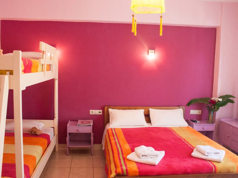 Bella Vista Hotel & Studios (ex 254930