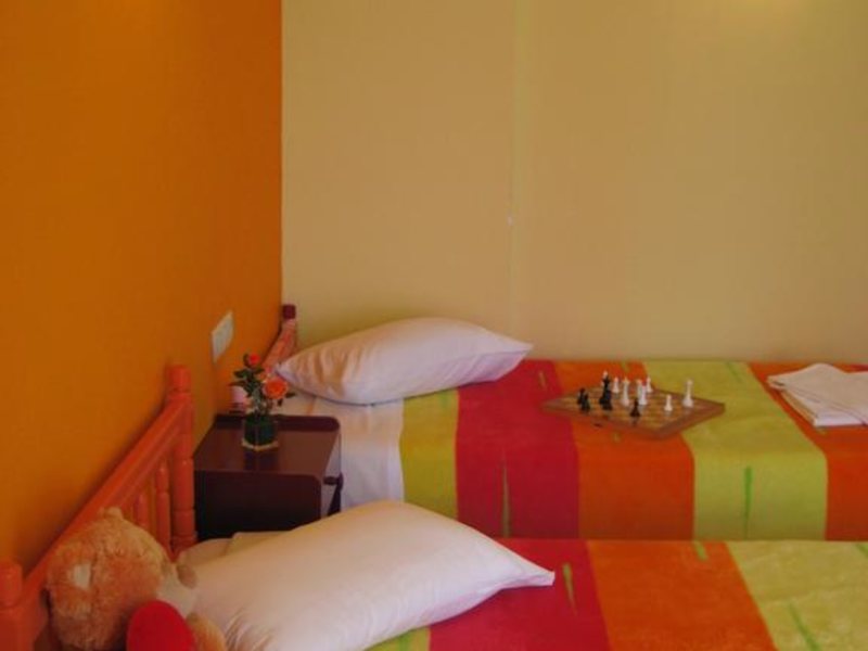 Bella Vista Hotel & Studios (ex 254938