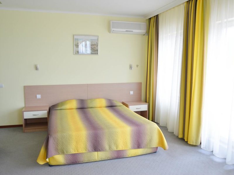 Bellevue (Golden Sands Area)  164057