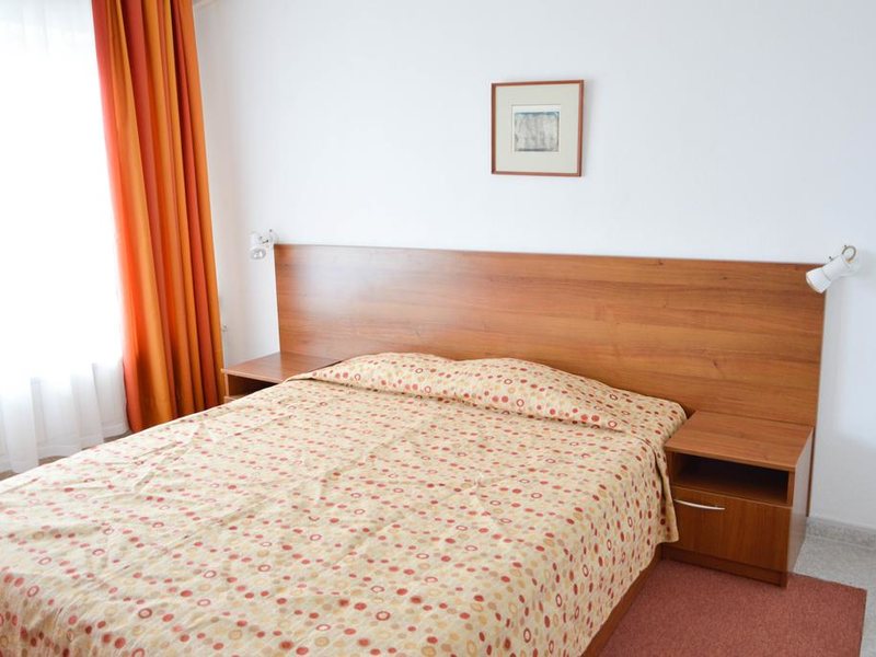 Bellevue (Golden Sands Area)  164060