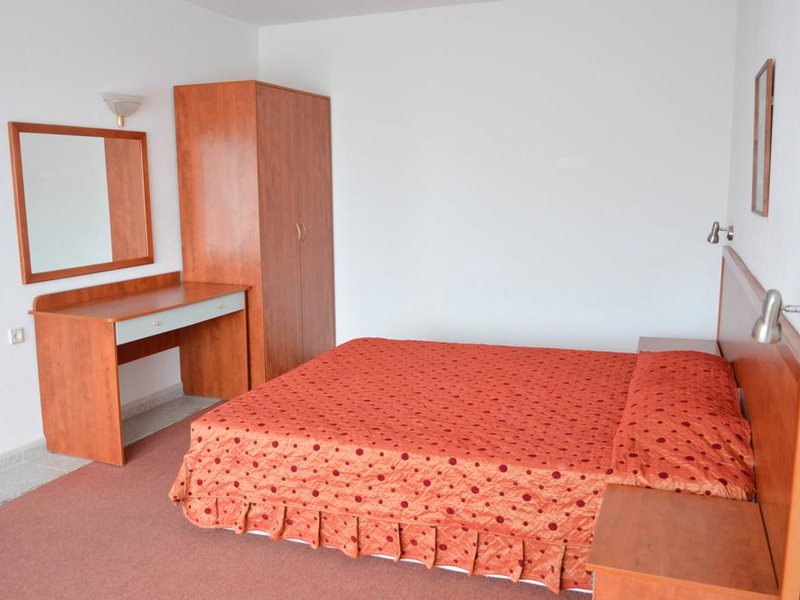 Bellevue (Golden Sands Area)  164062