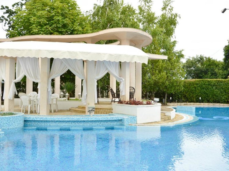 Bellevue (Golden Sands Area)  164073