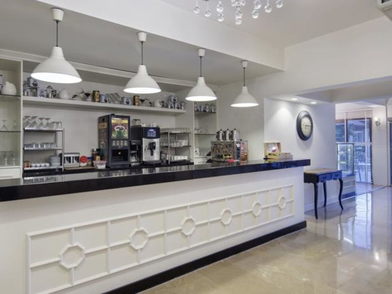 Bellis Deluxe Hotel  72418